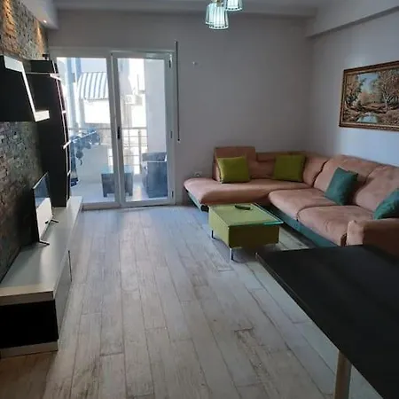 Luxurious By The Sea Apartment